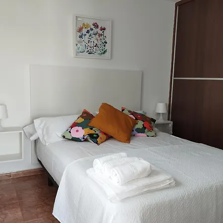Lidia Planta 2, La Carihuela 1ª Linea Playa, Vistas Mar, Buhardilla 1 Dormitorio, 40 M2, 1-3 Huesped, Terraza, Wifi Апартаменти