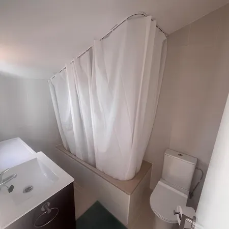 Lidia Planta 2, La Carihuela 1ª Linea Playa, Vistas Mar, Buhardilla 1 Dormitorio, 40 M2, 1-3 Huesped, Terraza, Wifi *