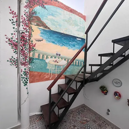 Apartamento Lidia Planta 2, La Carihuela 1ª Linea Playa, Vistas Mar, Buhardilla 1 Dormitorio, 40 M2, 1-3 Huesped, Terraza, Wifi Torremolinos