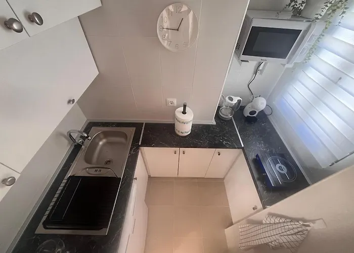 Lidia Planta 2, La Carihuela 1ª Linea Playa, Vistas Mar, Buhardilla 1 Dormitorio, 40 M2, 1-3 Huesped, Terraza, Wifi Apartamento Torremolinos