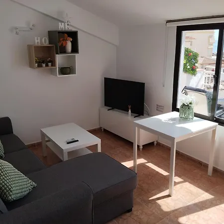 Lidia Planta 2, La Carihuela 1ª Linea Playa, Vistas Mar, Buhardilla 1 Dormitorio, 40 M2, 1-3 Huesped, Terraza, Wifi Daire *